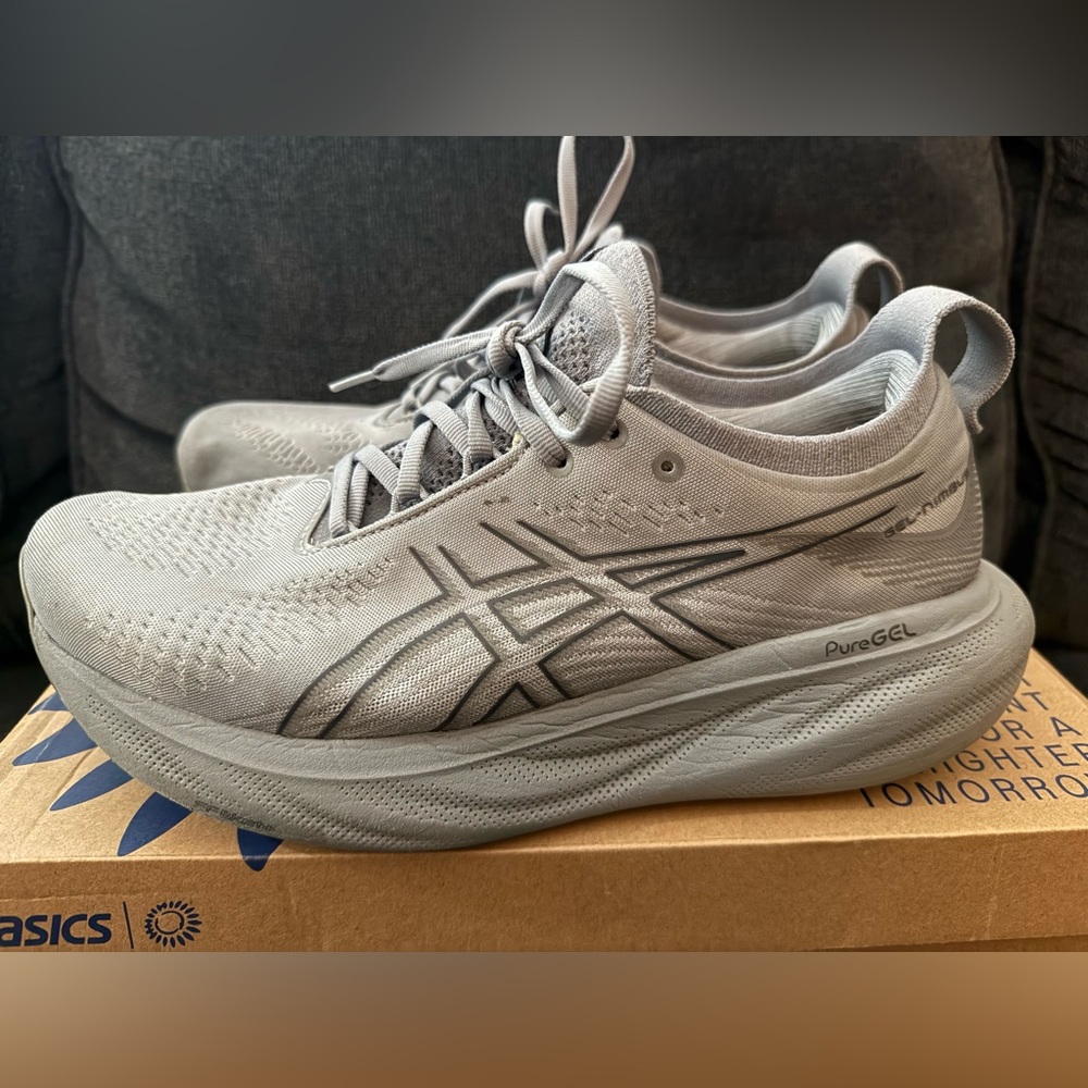 Asics Gel-Nimbus 25
